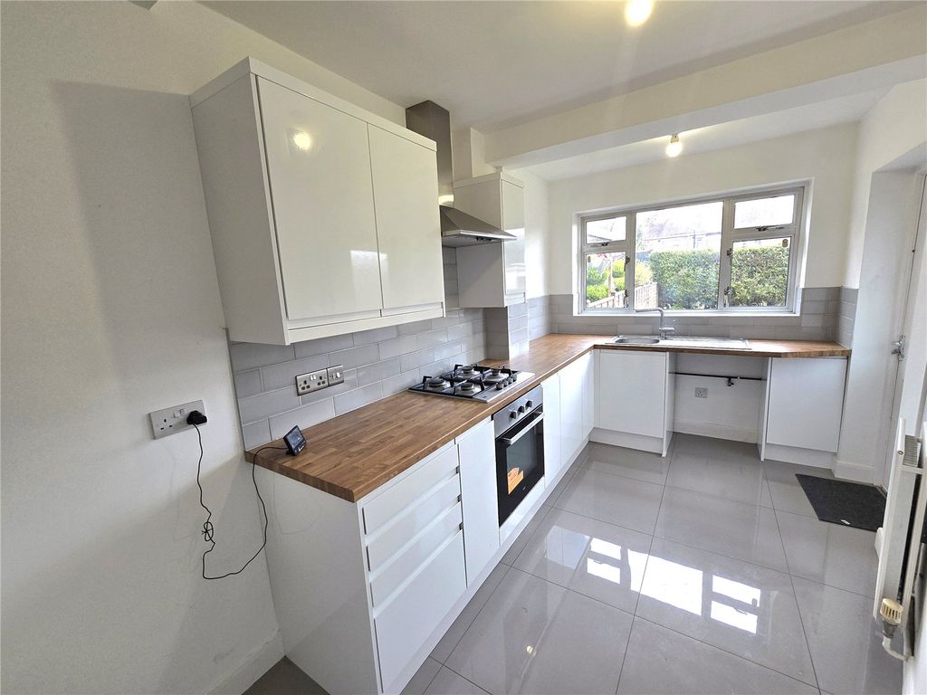 Property photo 3 of 13 Picture No. 10