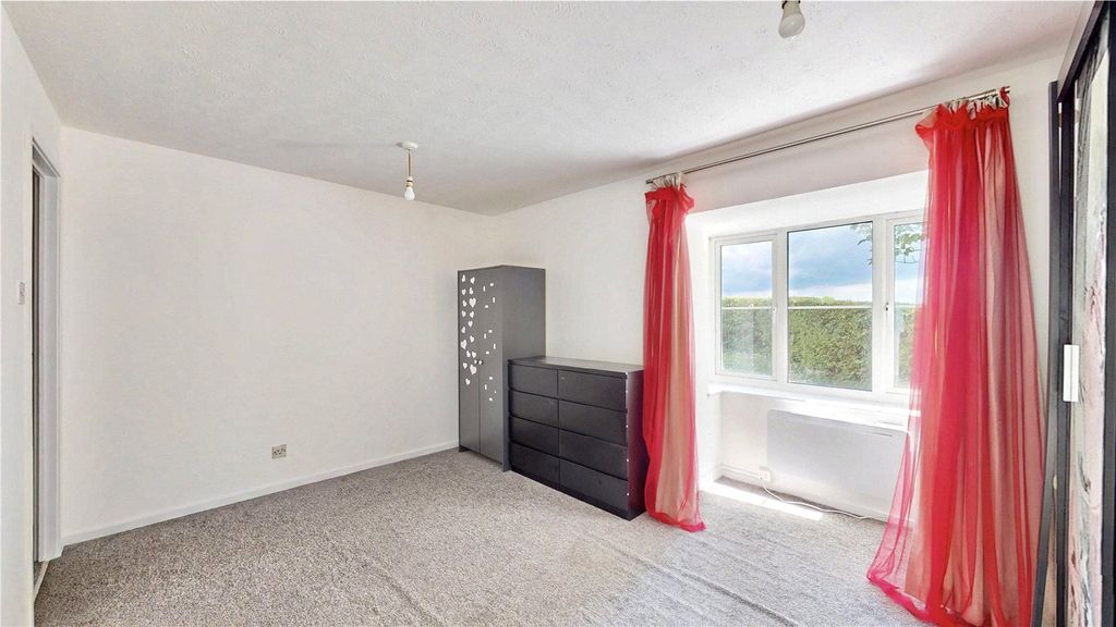 Property photo 3 of 8 Picture No. 03