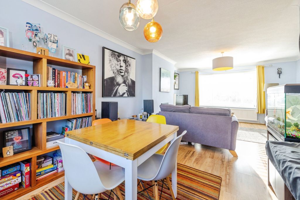 Property photo 3 of 17 Photo #3