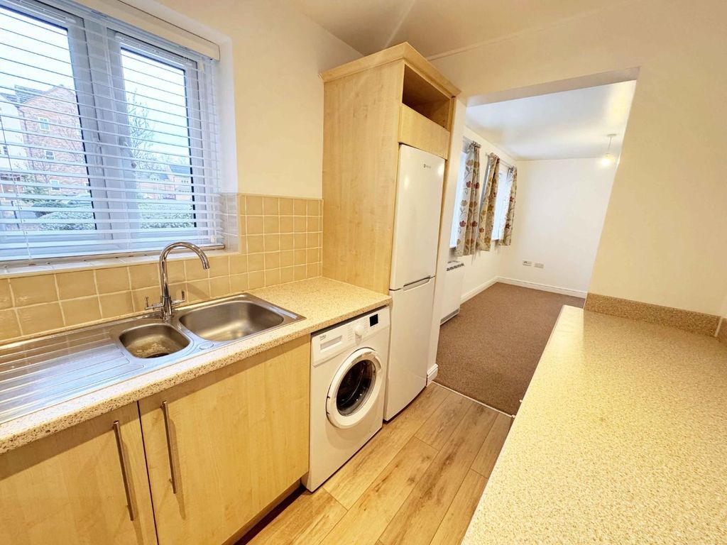 Property photo 2 of 14 Img_2205.Jpg