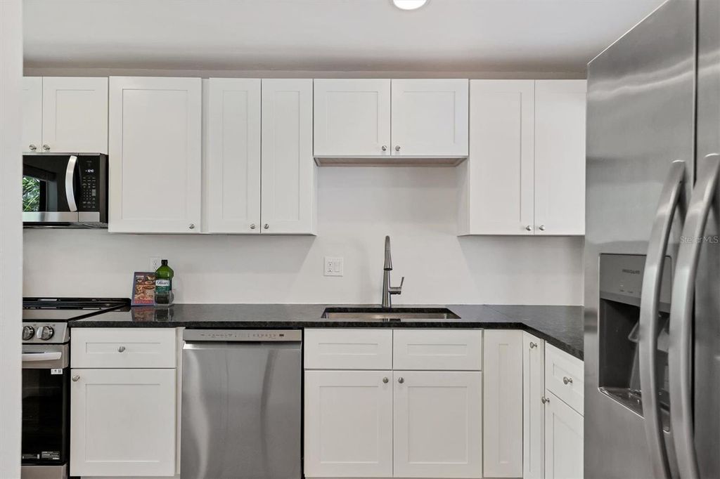 Property photo 3 of 19 <Alttext/>