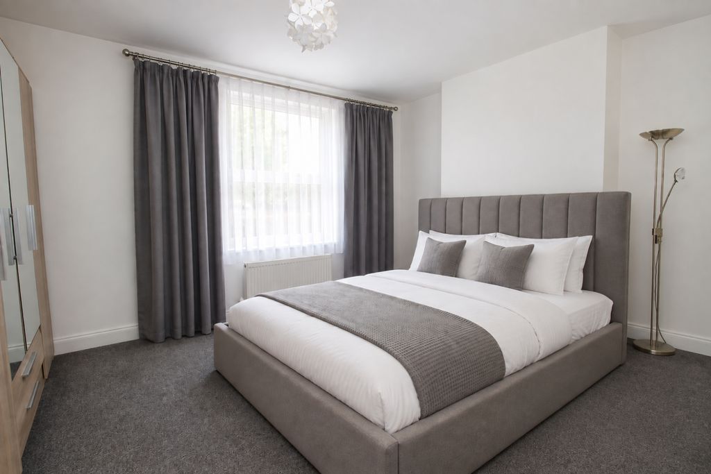 Property photo 3 of 5 Modern Neutral Bedroom Interior