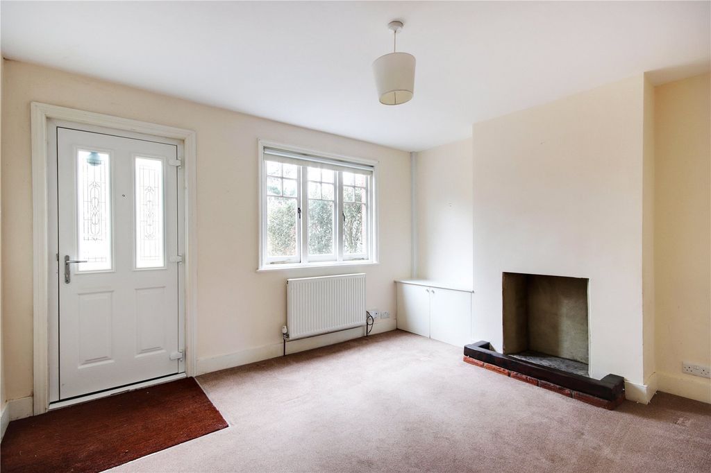 Property photo 2 of 11 Picture No. 25