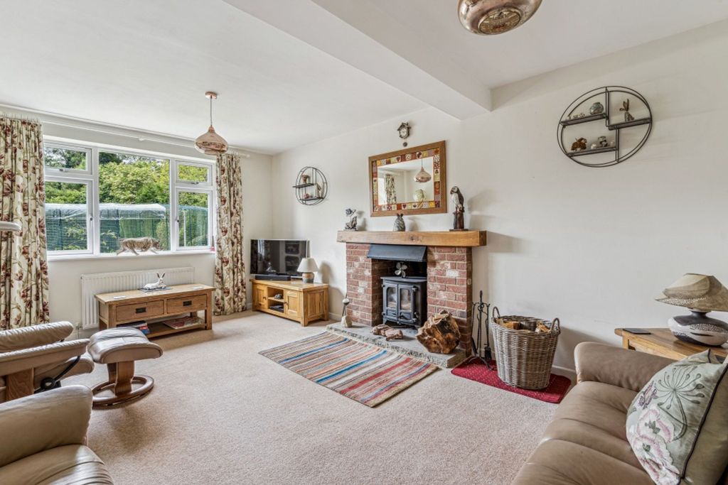 Property photo 3 of 14