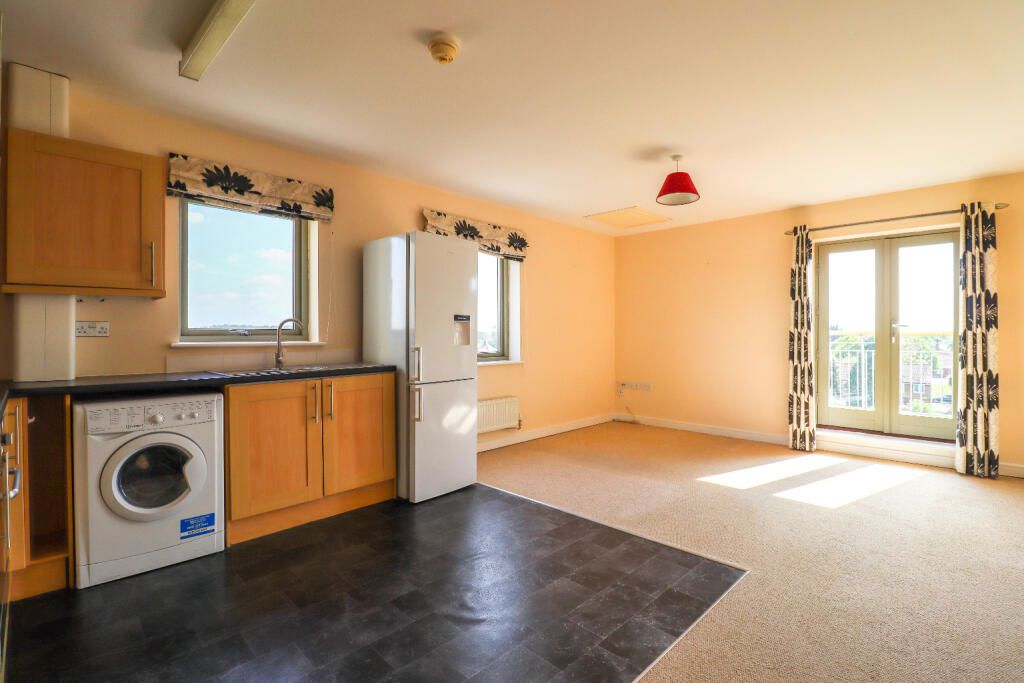 Property photo 3 of 11