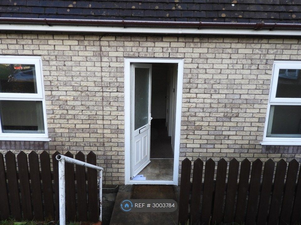 Property photo 3 of 8