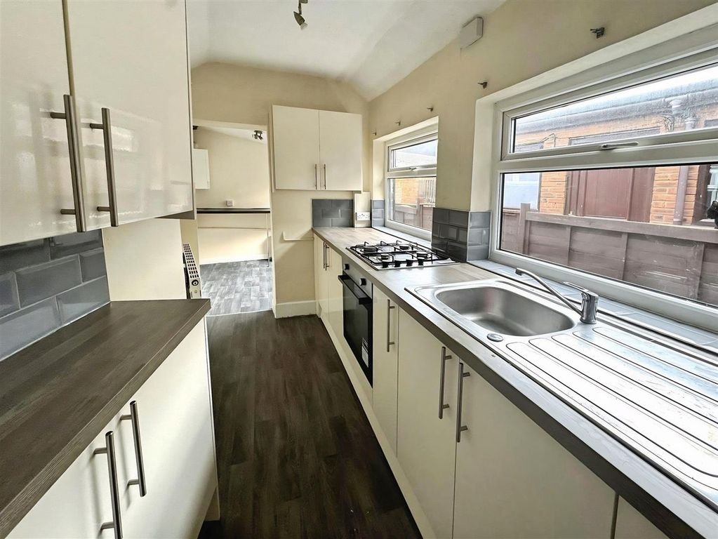 Property photo 1 of 13 d94385Ed-1.Jpg