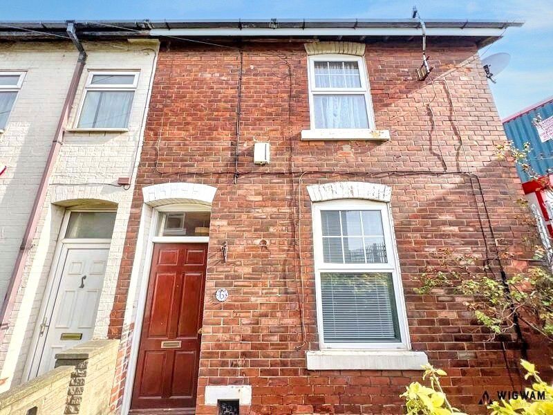 Property photo 1 of 12