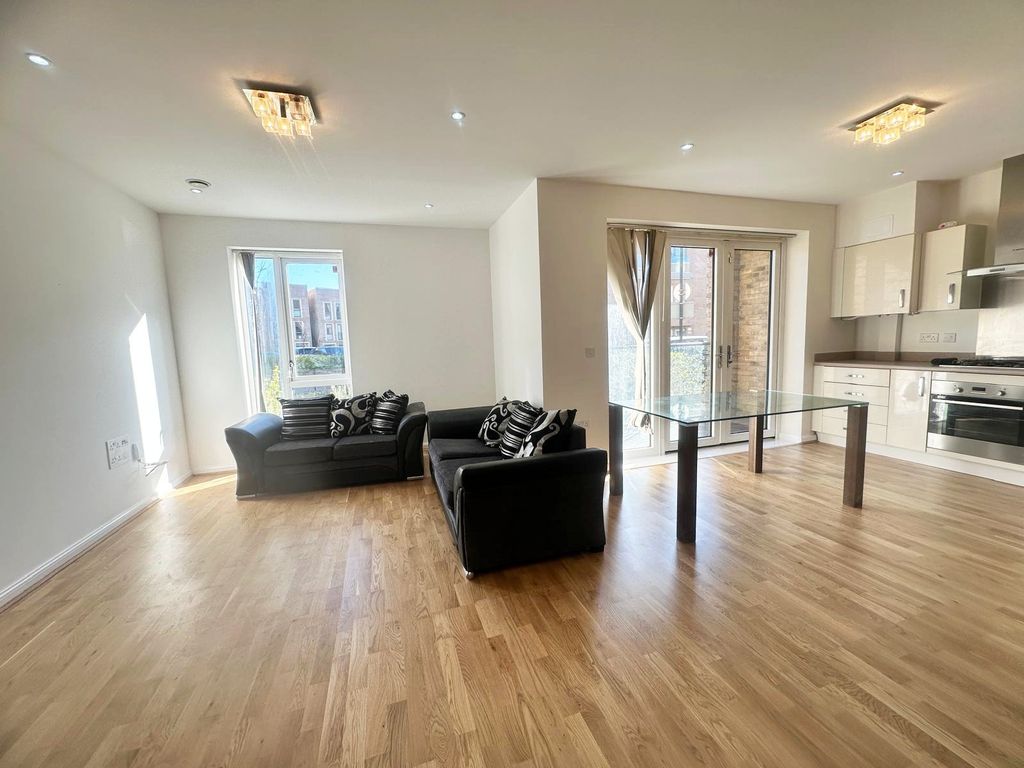Property photo 2 of 11