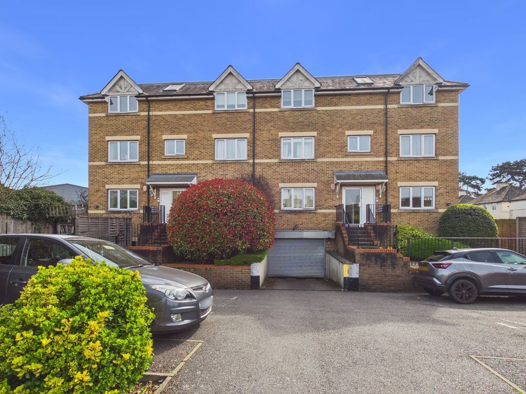 Property photo 1 of 12 Picture No. 02