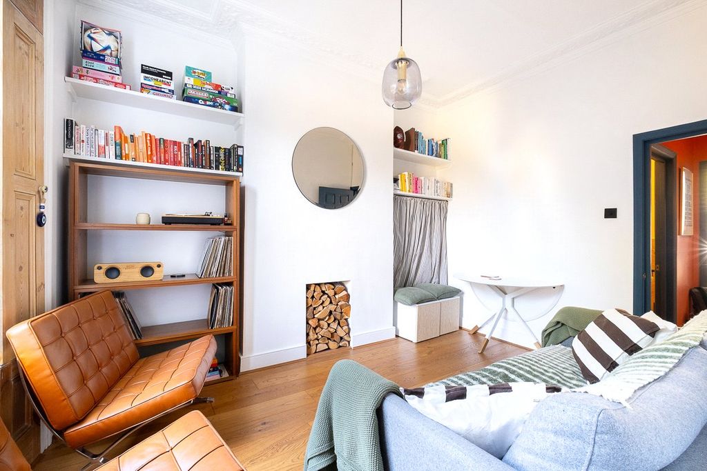 Property photo 2 of 10 Picture No. 06