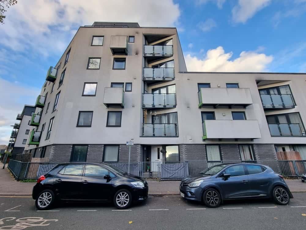 Property photo 2 of 16