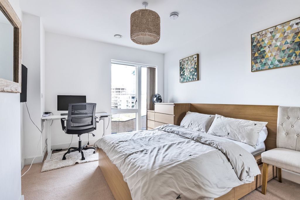 Property photo 2 of 7 Bedroom