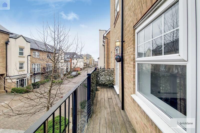 Property photo 3 of 15 Photo 2