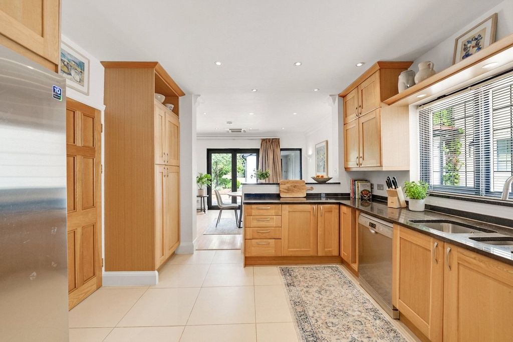 Property photo 3 of 17 Picture No. 58