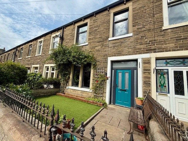 Property photo 1 of 12