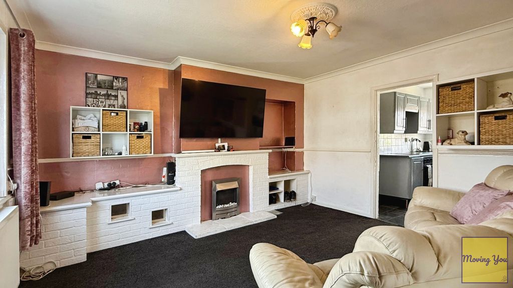 Property photo 2 of 26 Lounge