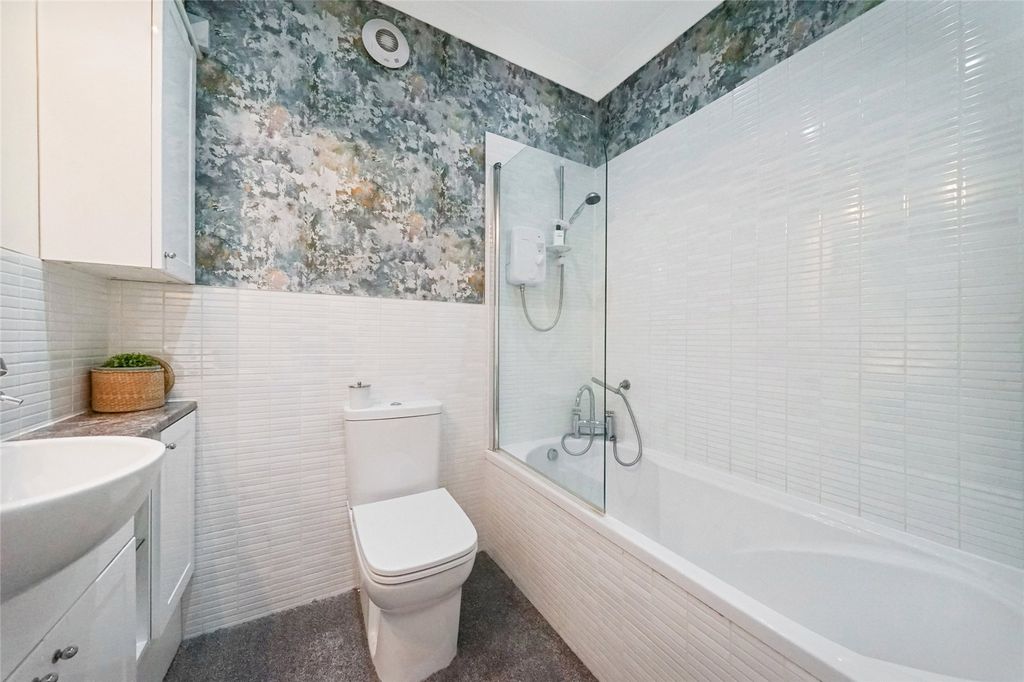 Additional image 12 of 2 bed flat for saleBatterflatts Gardens, Stirling, Stirlingshire FK7