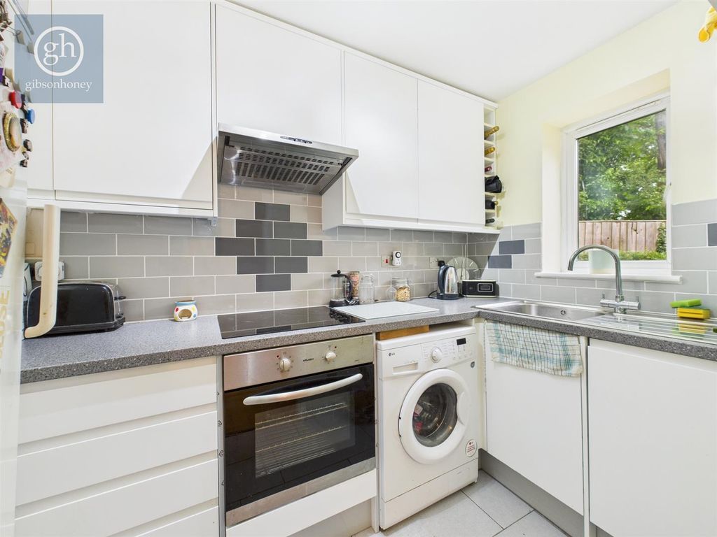 Property photo 3 of 7 Cam05080G0-Pr0103-Still015.Jpg