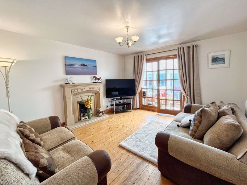 Property photo 3 of 35 Photo 7