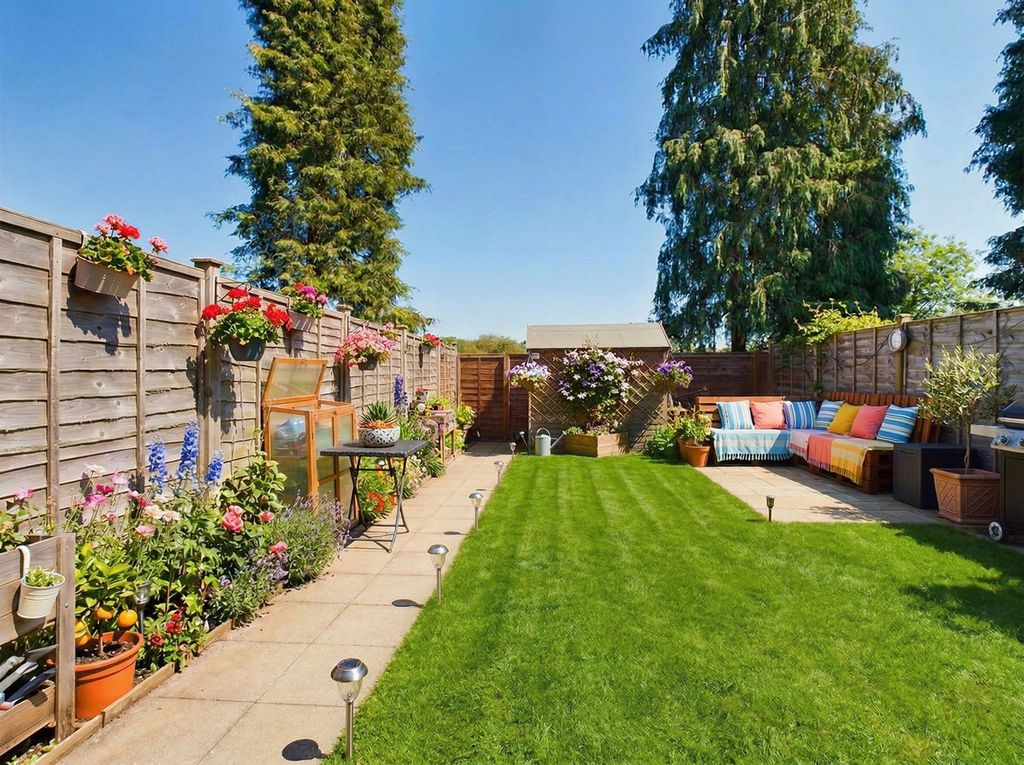 Property photo 2 of 10
