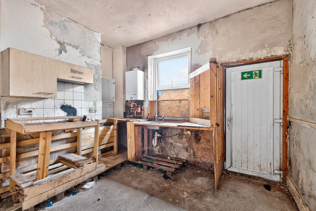 Property photo 3 of 10 Image 3