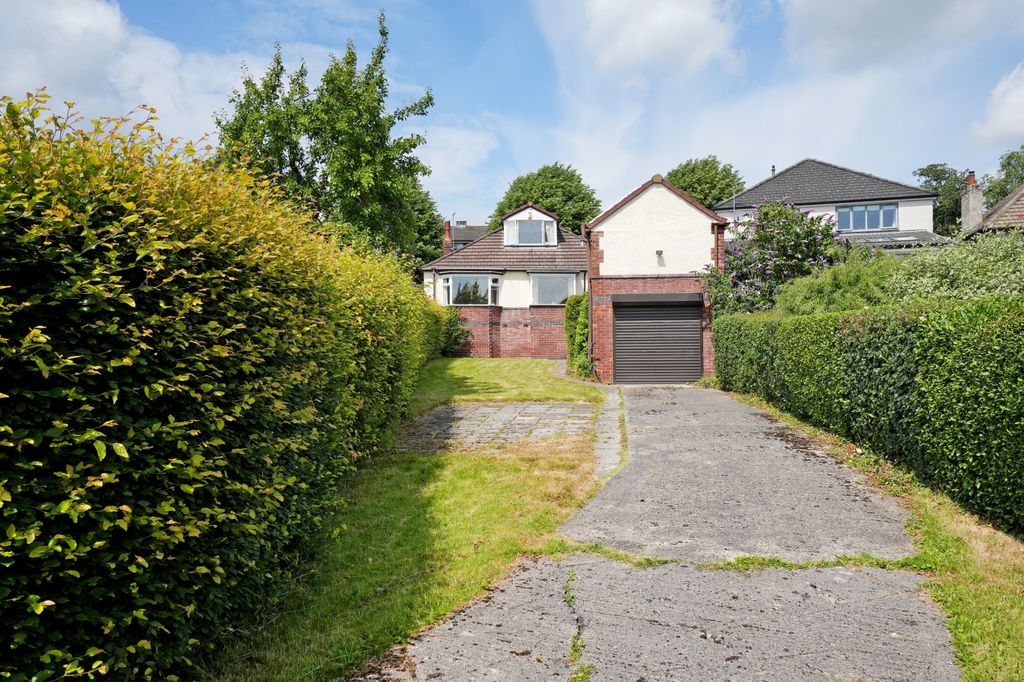 Property photo 2 of 31 Rear Garden