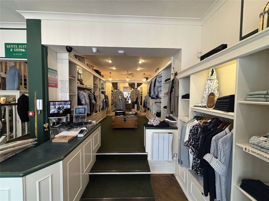 Property photo 2 of 4 Picture No. 04