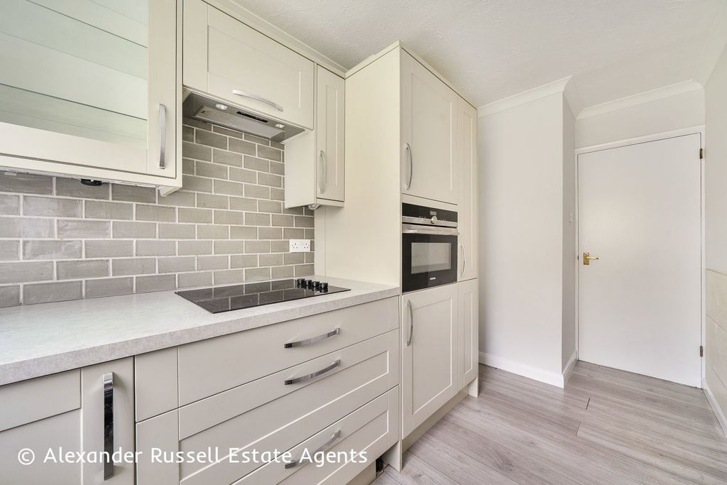 Additional image 6 of 1 bed flat for saleSandpiper Court, Shakespeare Road, Birchington CT7