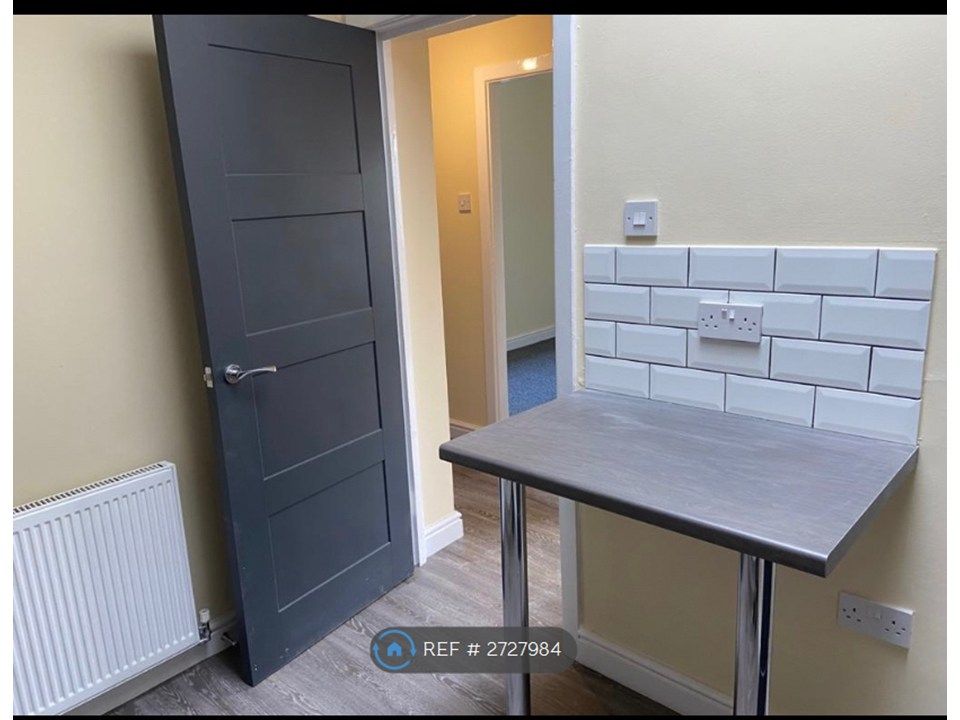 Property photo 2 of 8 Breakfast Bar