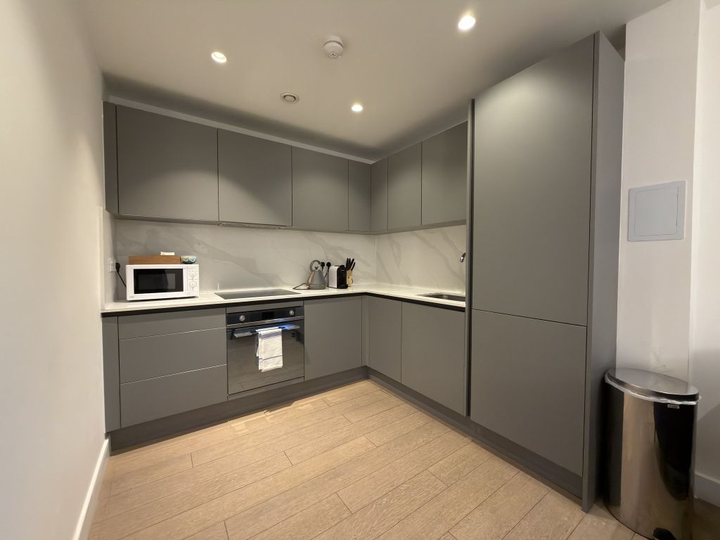 Property photo 2 of 20 Kitchen