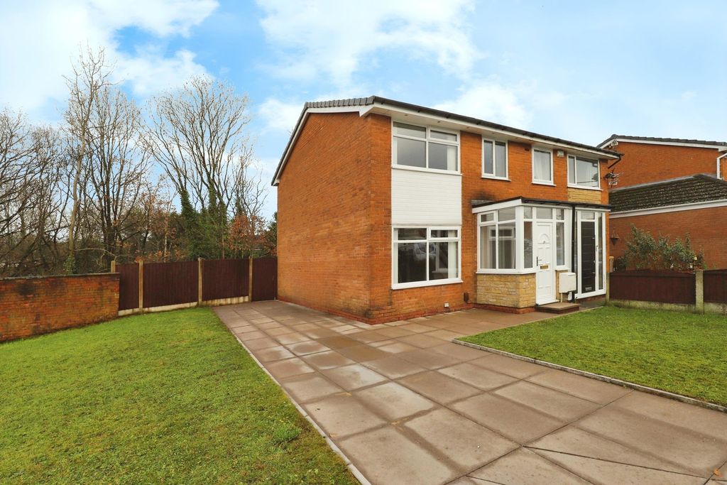 Property photo 1 of 25