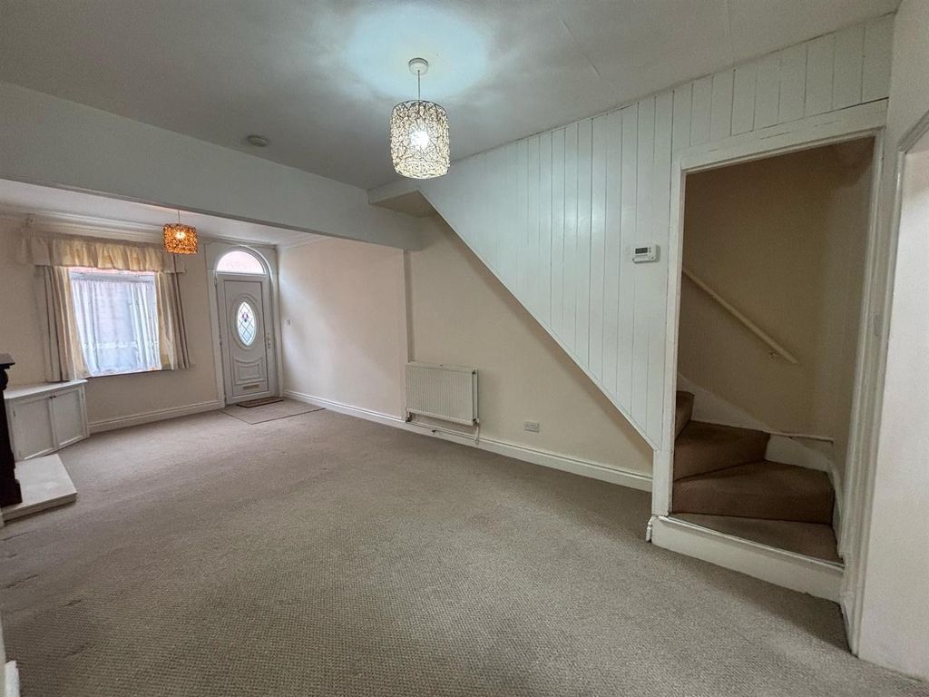 Property photo 3 of 7 15Ross2.Jpg