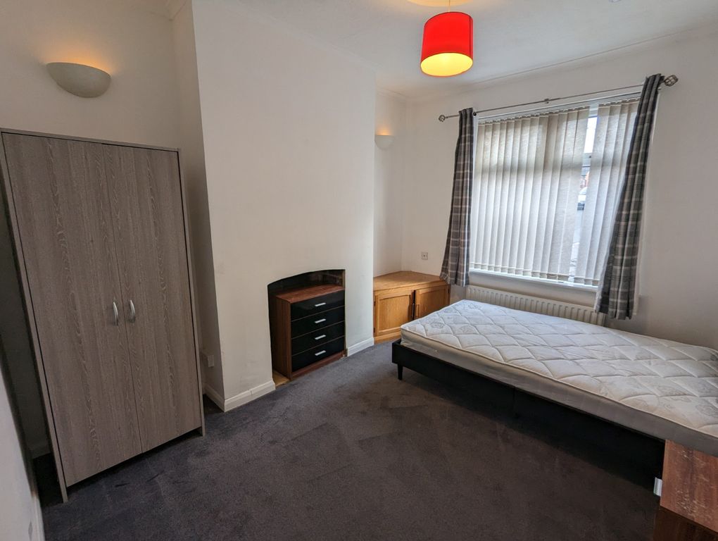 Property photo 2 of 3