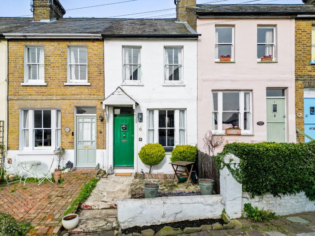 Property photo 1 of 27 Front