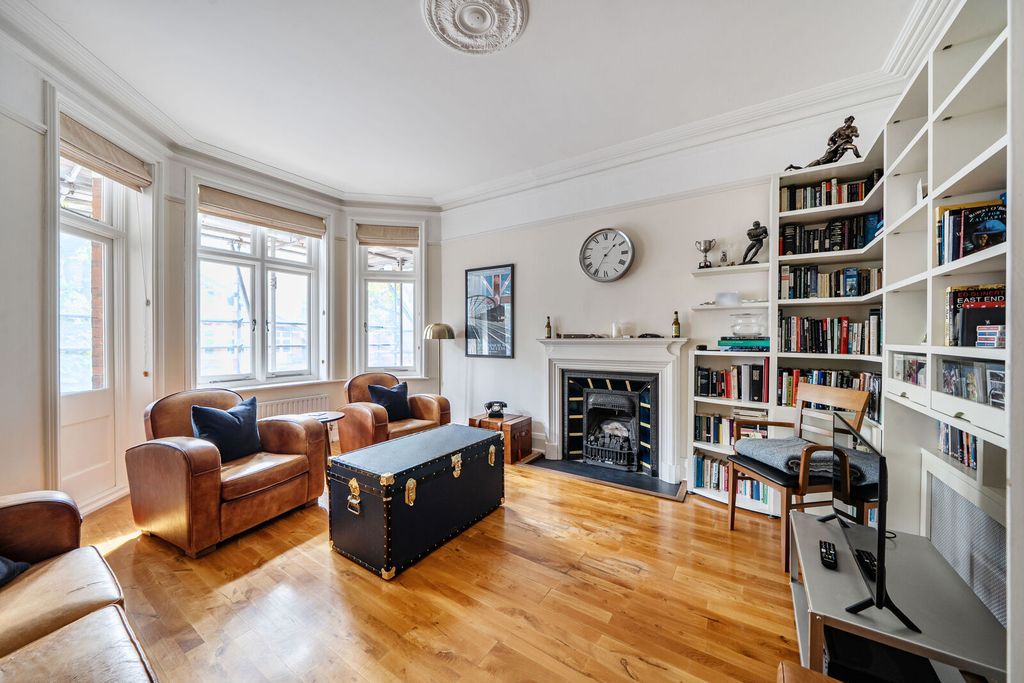 Property photo 1 of 19