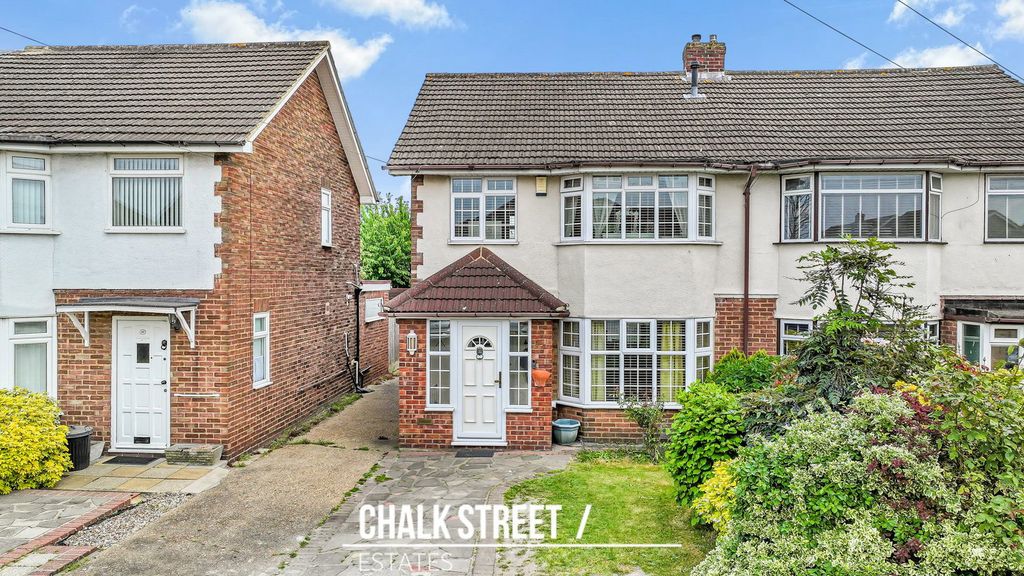 Property photo 1 of 27