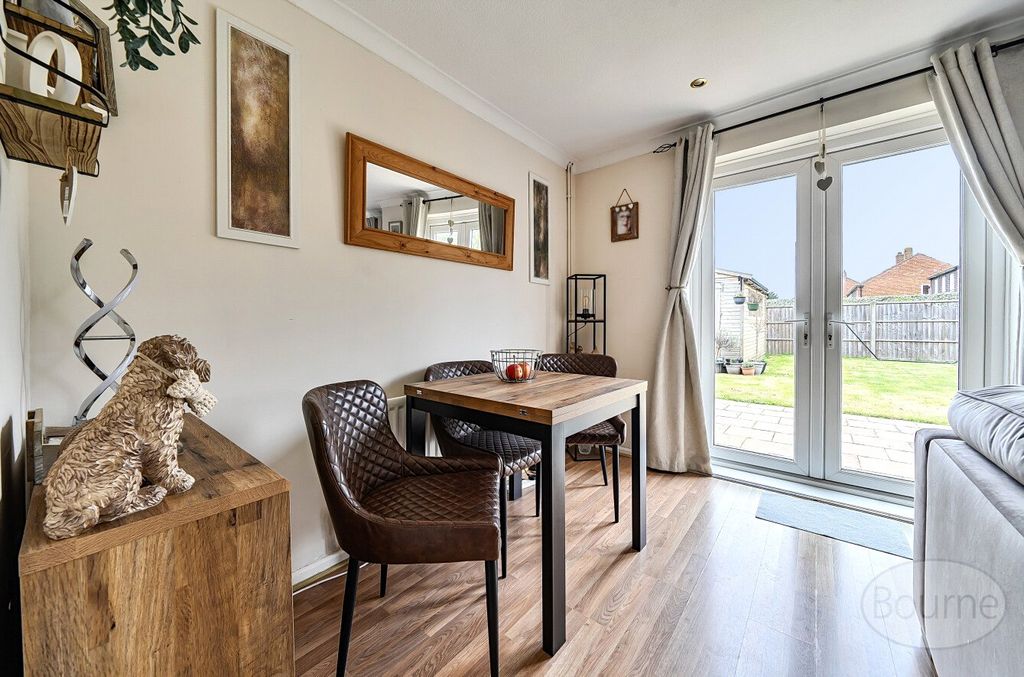 Property photo 3 of 17 Picture No. 04