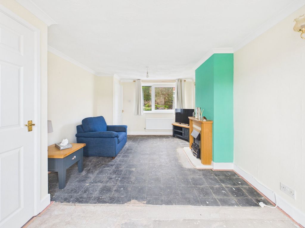 Property photo 3 of 16
