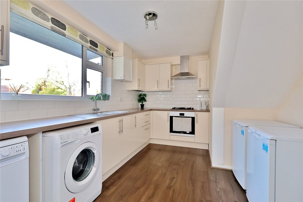 Property photo 2 of 11 Picture 2