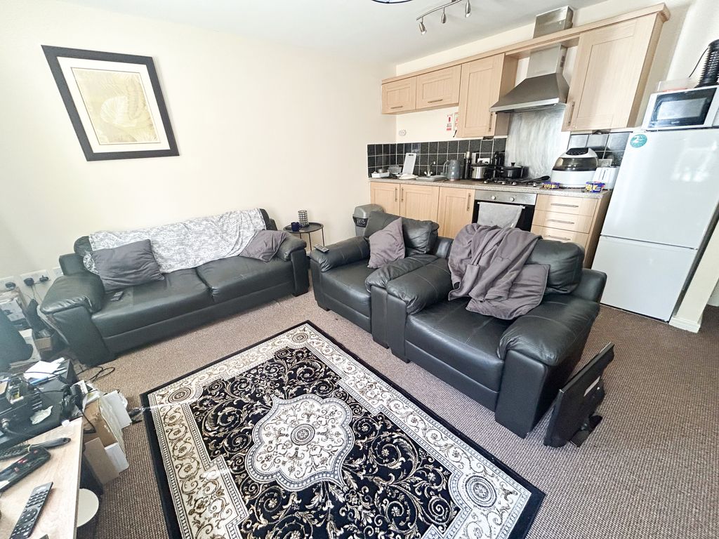Property photo 2 of 8 Img_6815