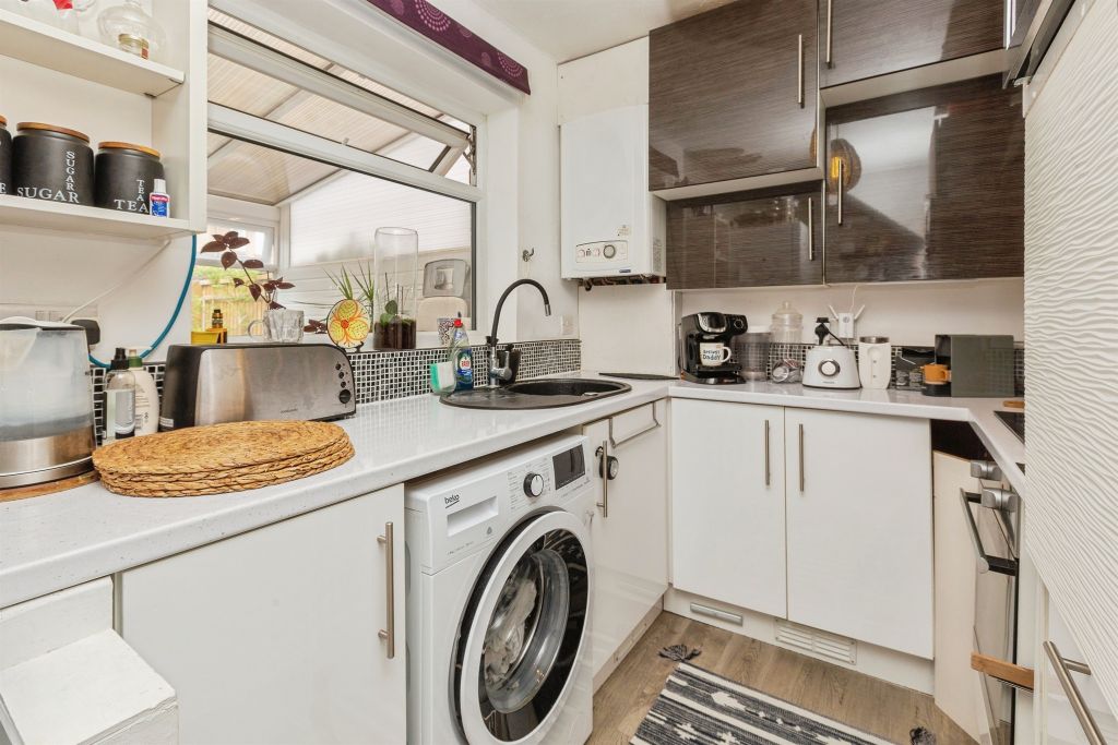Property photo 3 of 17