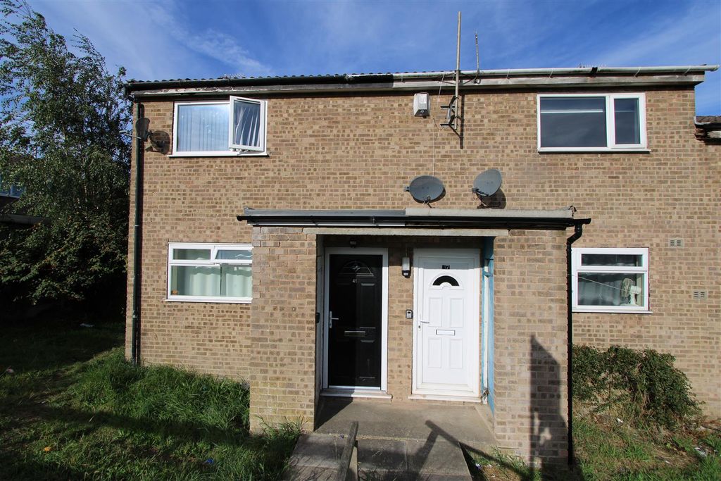 Property photo 1 of 7