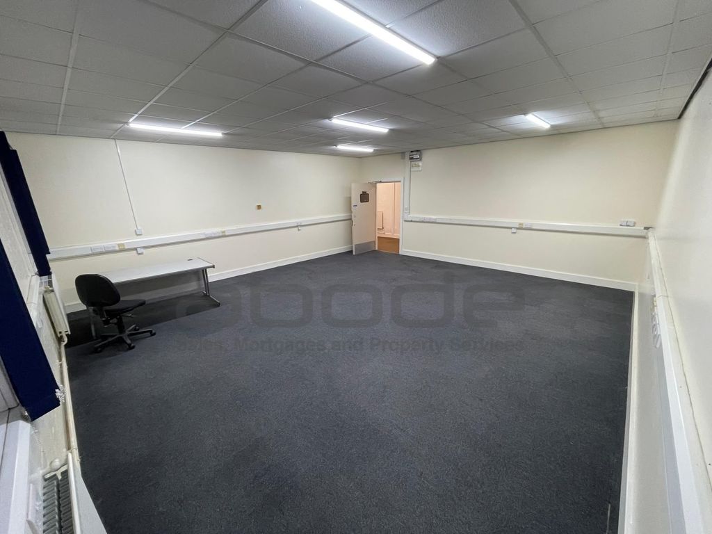 Property photo 3 of 5
