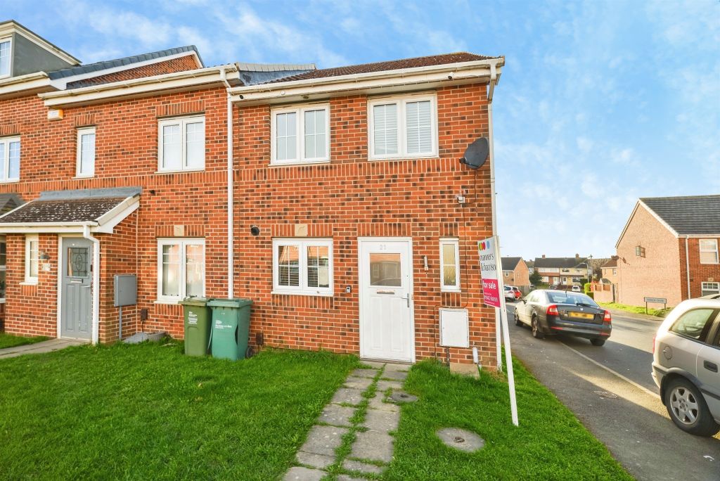 Property photo 1 of 12