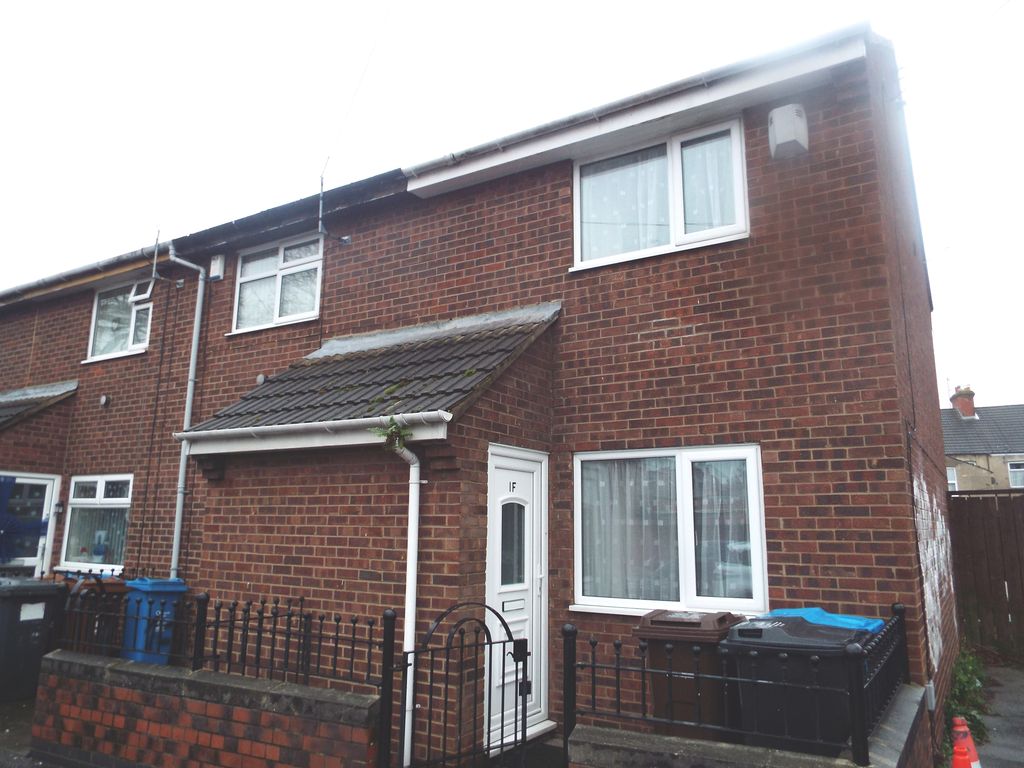 Property photo 2 of 8