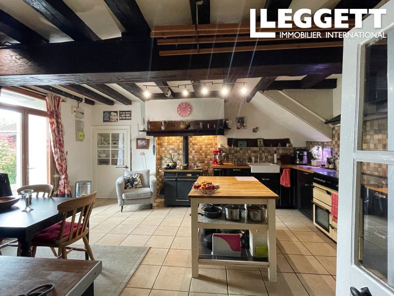 Property photo 3 of 10