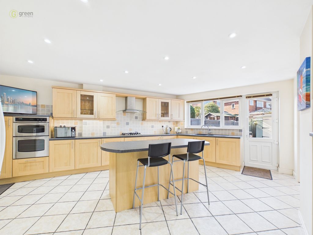 Property photo 2 of 24 Cam03830G0Pr0286Still016