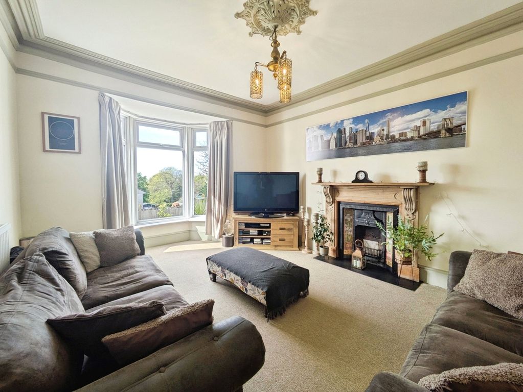 Property photo 2 of 25 Picture No. 06