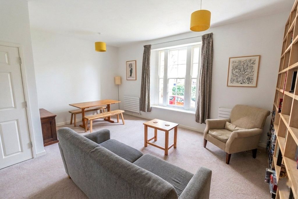 Property photo 2 of 7 Picture No. 09